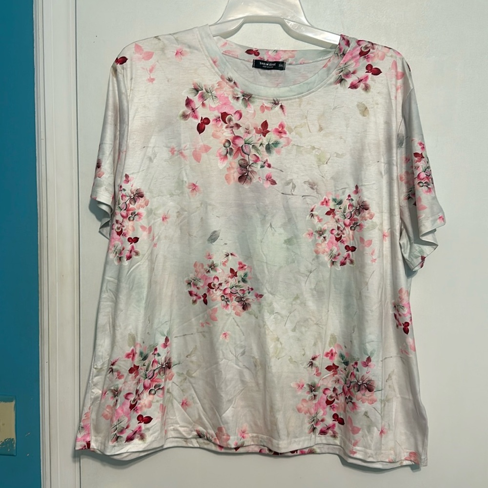 *SALE* Shein floral shirt